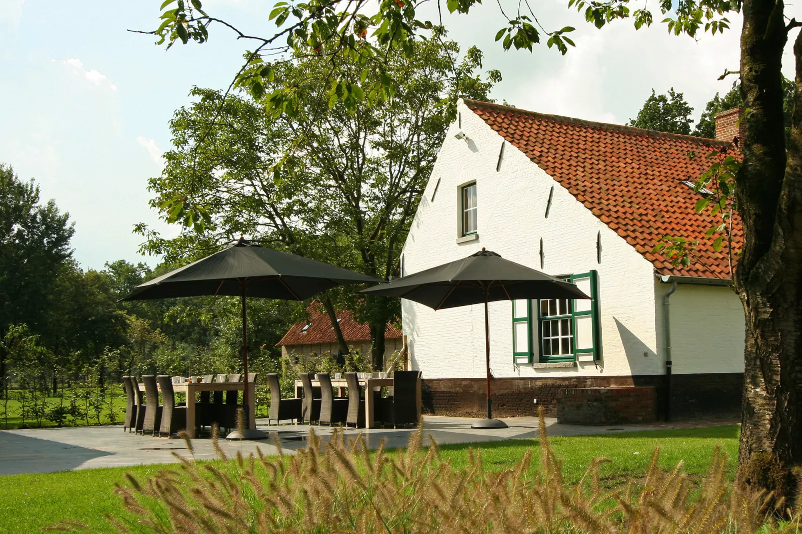 Goed van den Bogaerde-Gardens summer