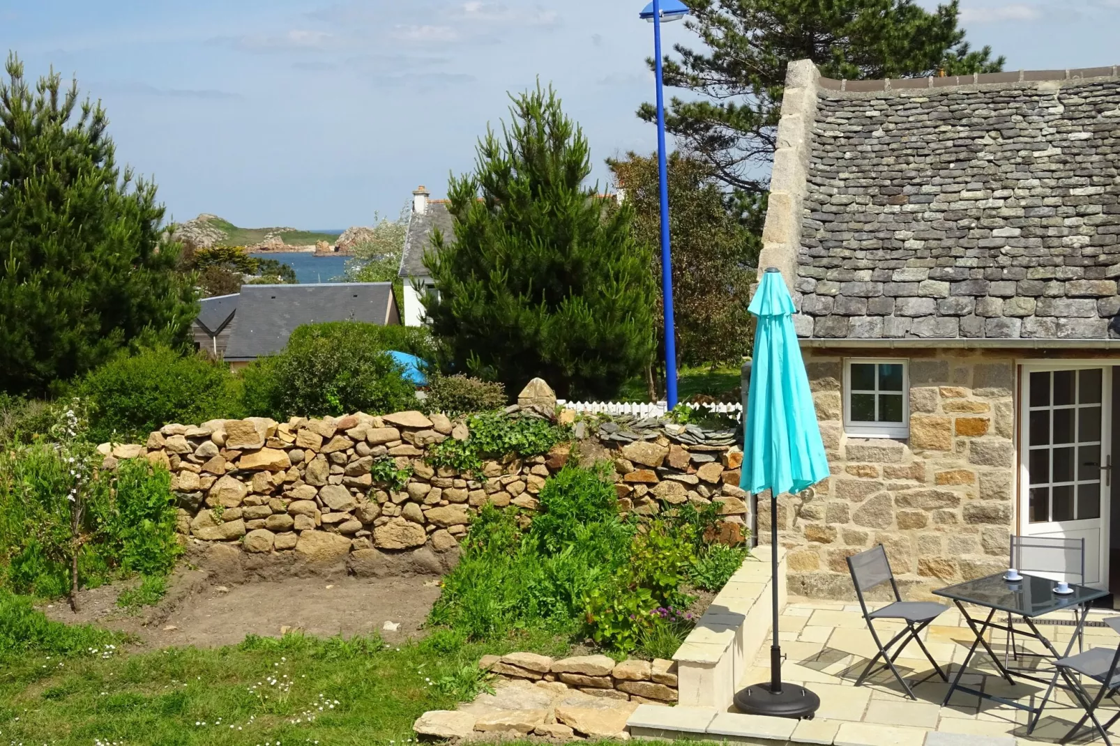 Holiday Home Plougasnou-View in summer