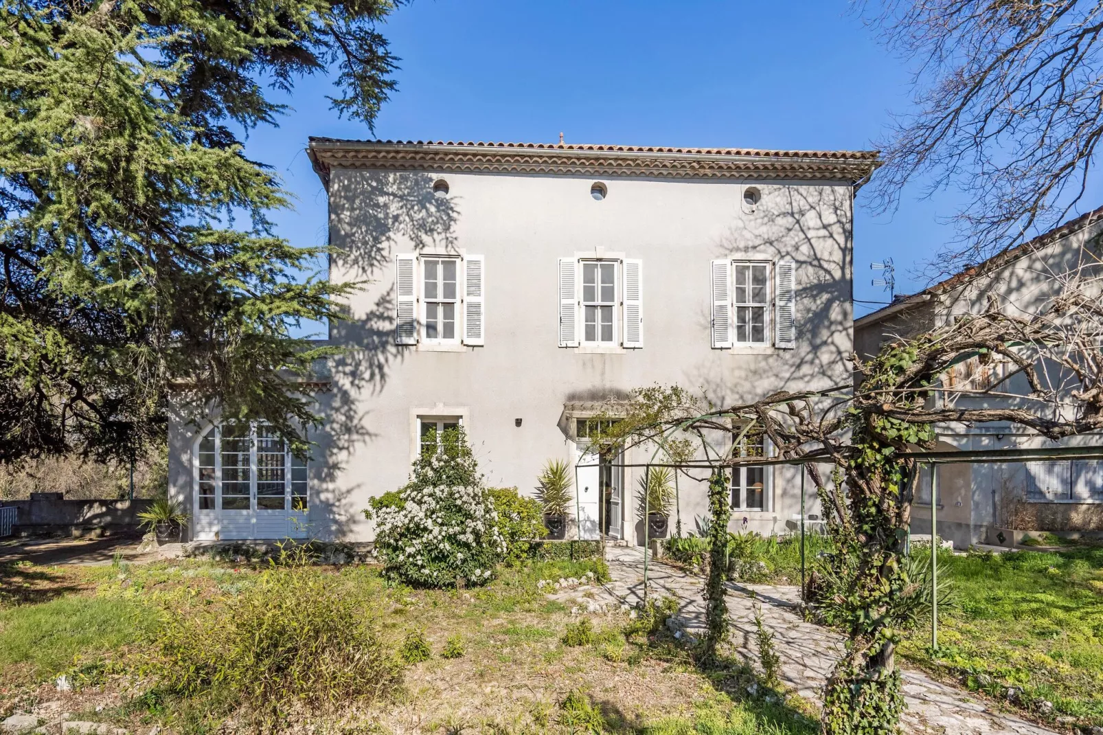 MAISON MASSANES/ BOULET-Exterior summer