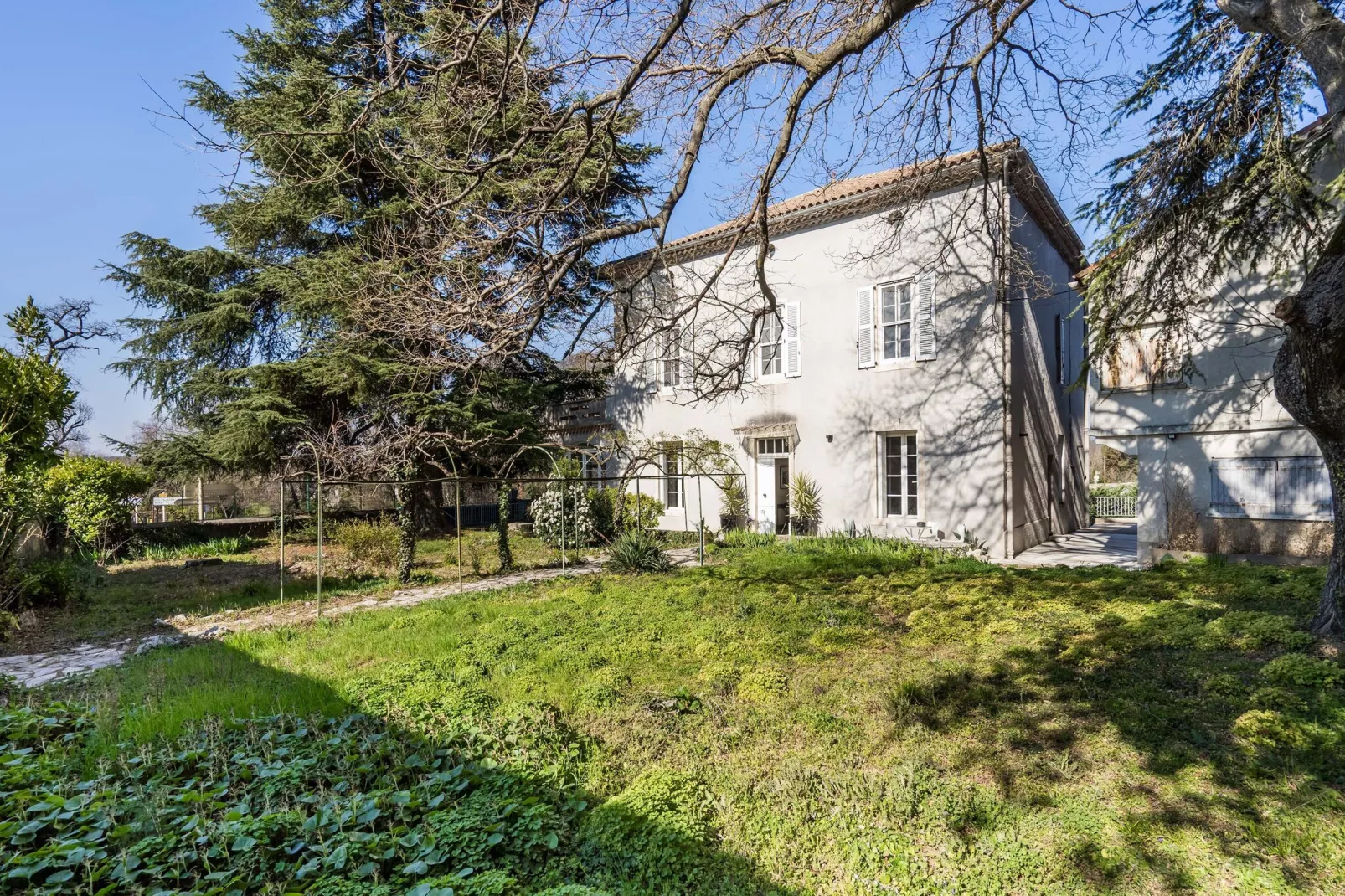 MAISON MASSANES/ BOULET-Gardens summer