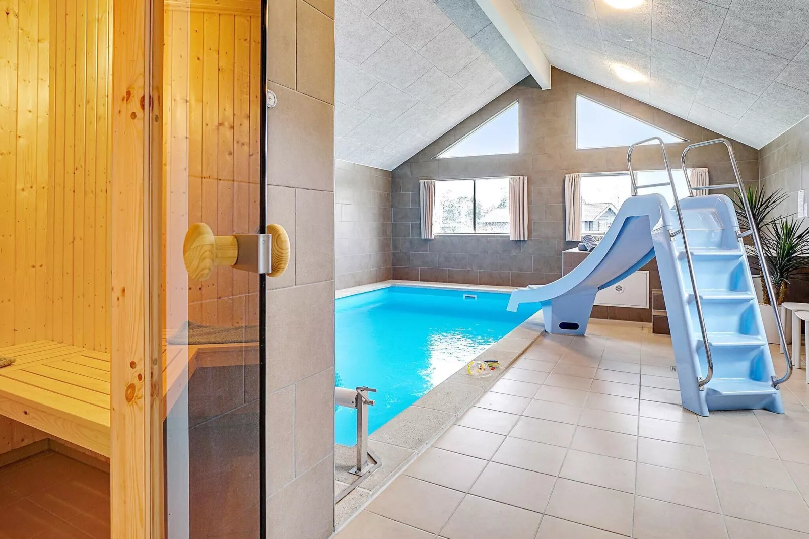 20 person holiday home in Grenaa-Pool