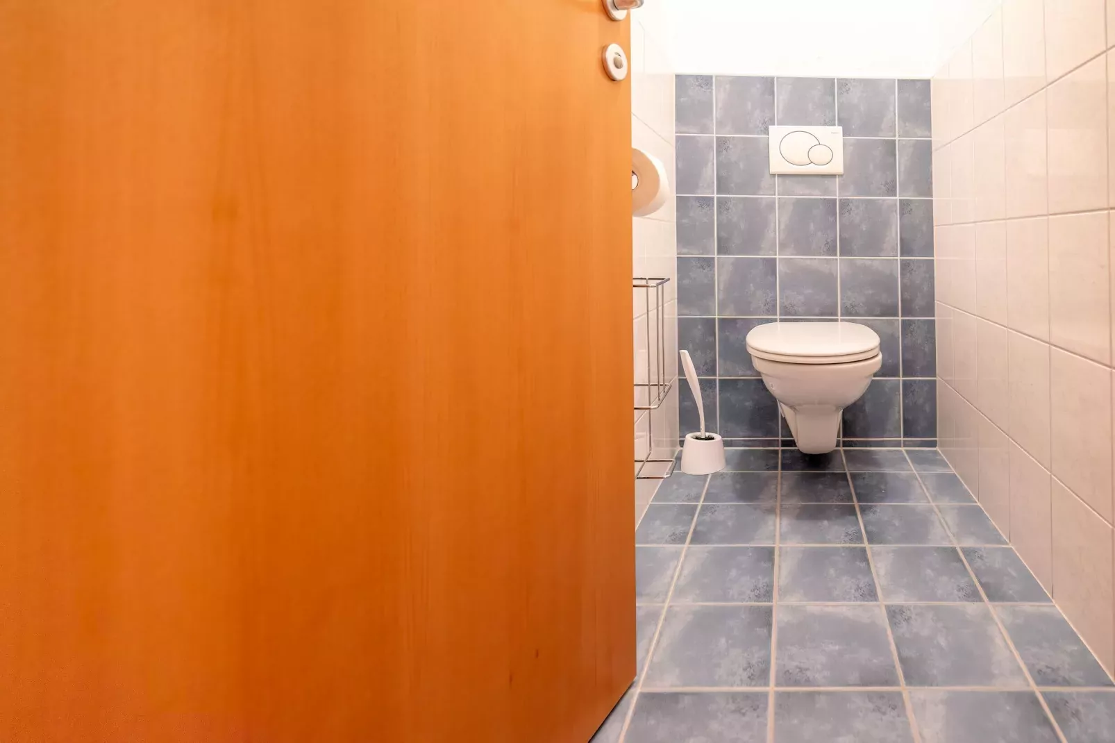 Apartment 19-Bathroom