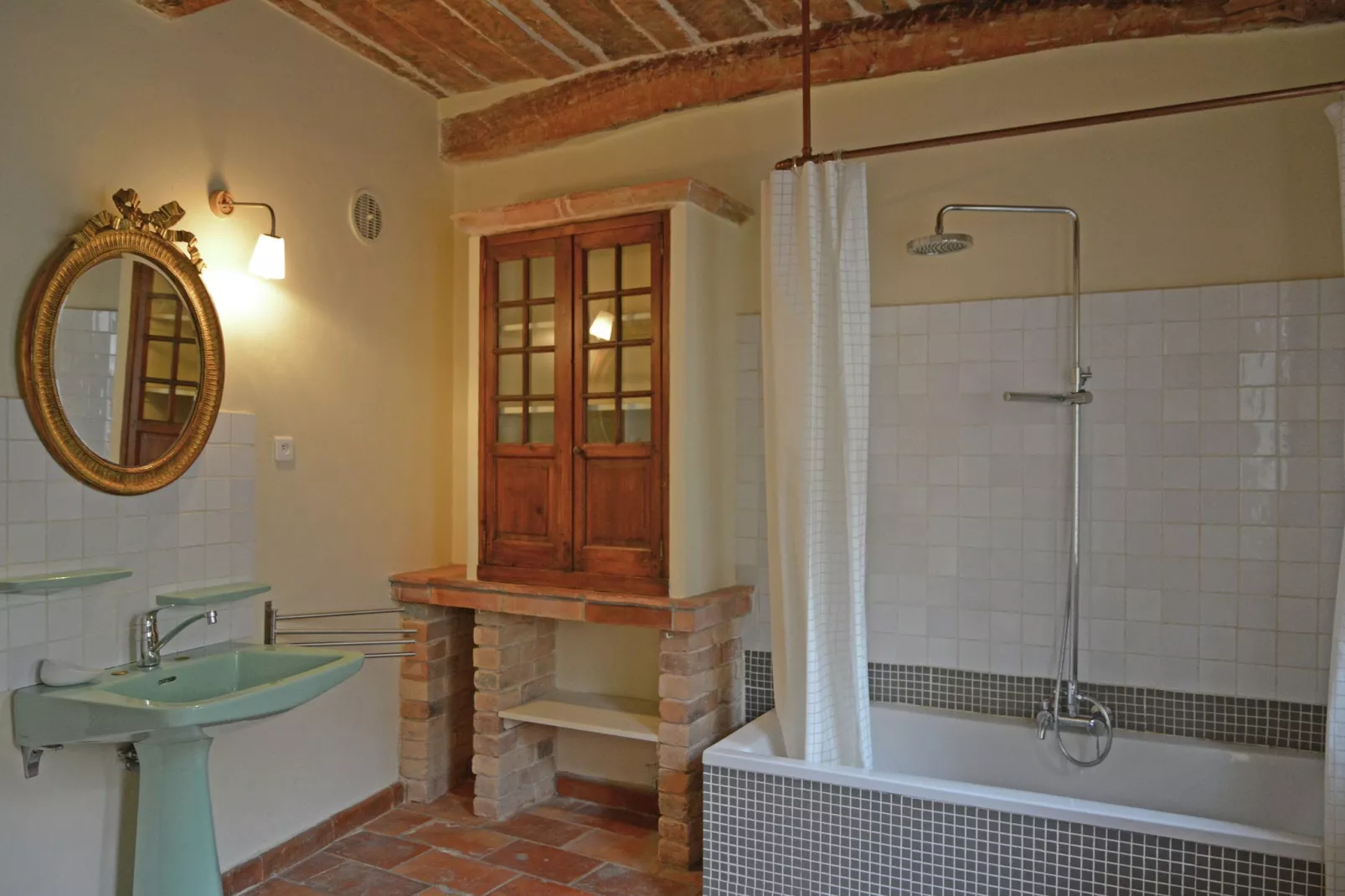 Chez l'antiquaire-Bathroom