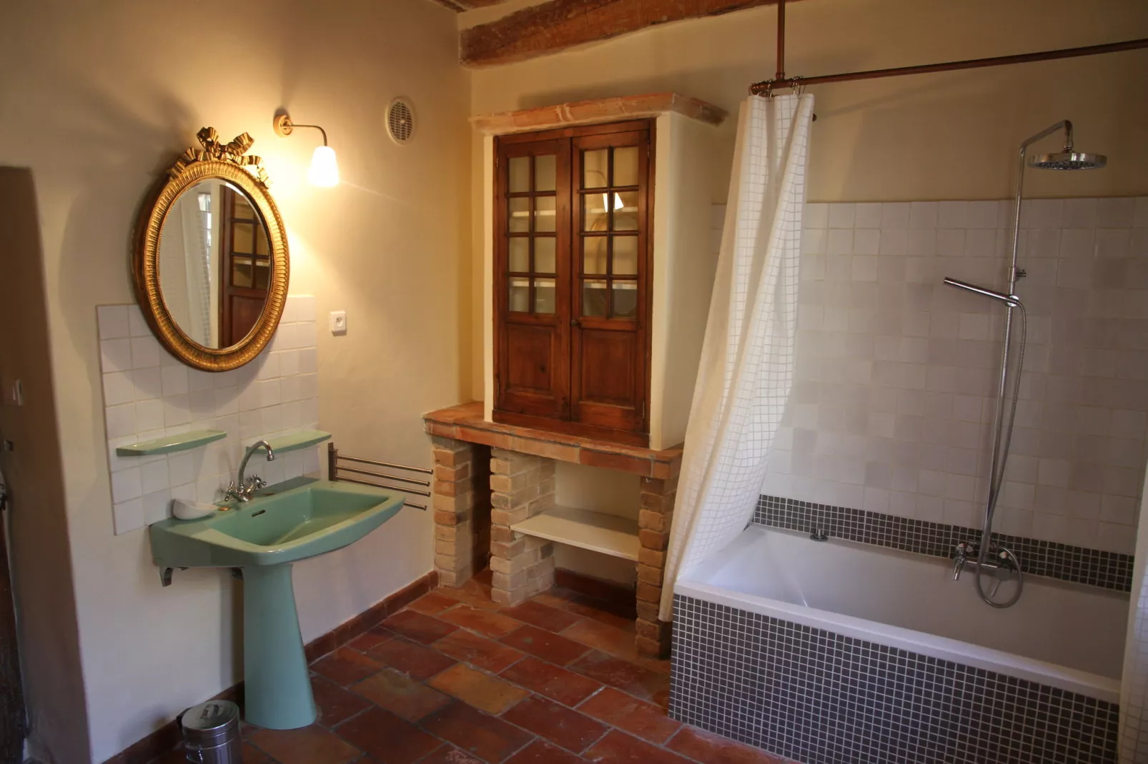 Chez l'antiquaire-Bathroom