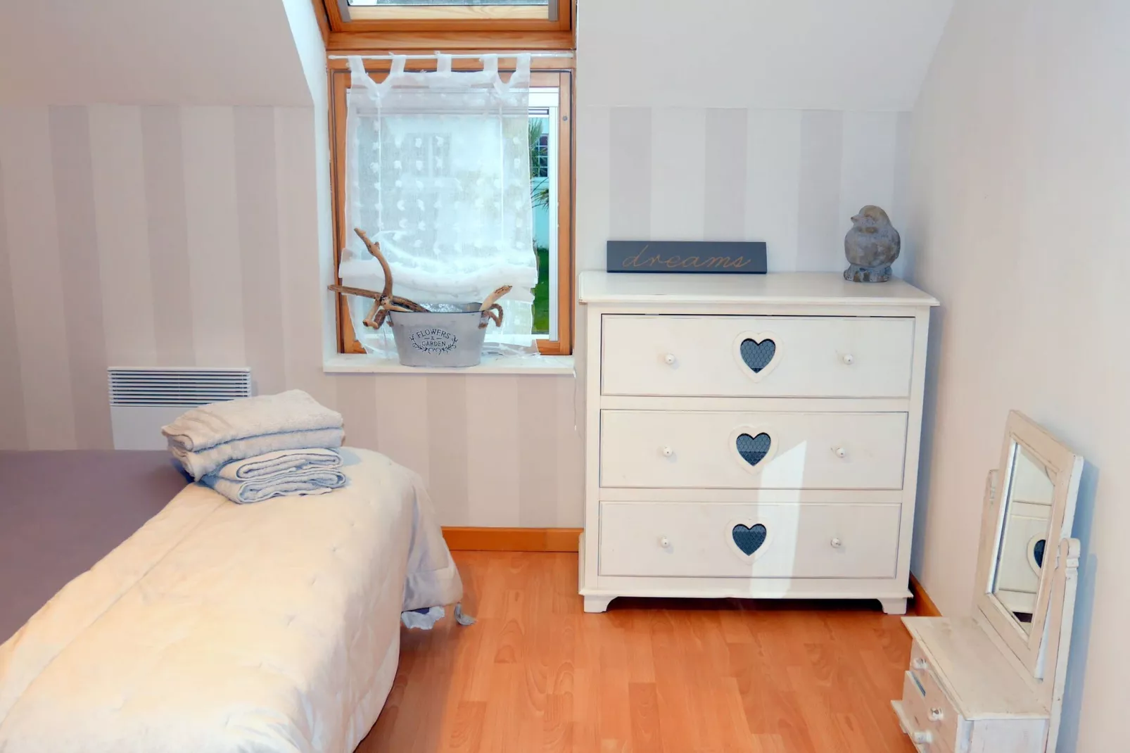 Komfortables Ferienhaus in Strandnähe Guissény-Bedroom