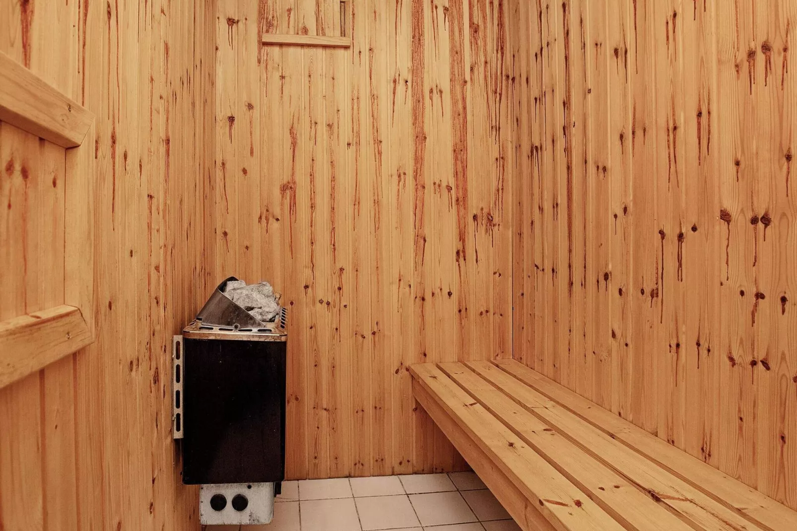 6 person holiday home in Dannemare-Sauna