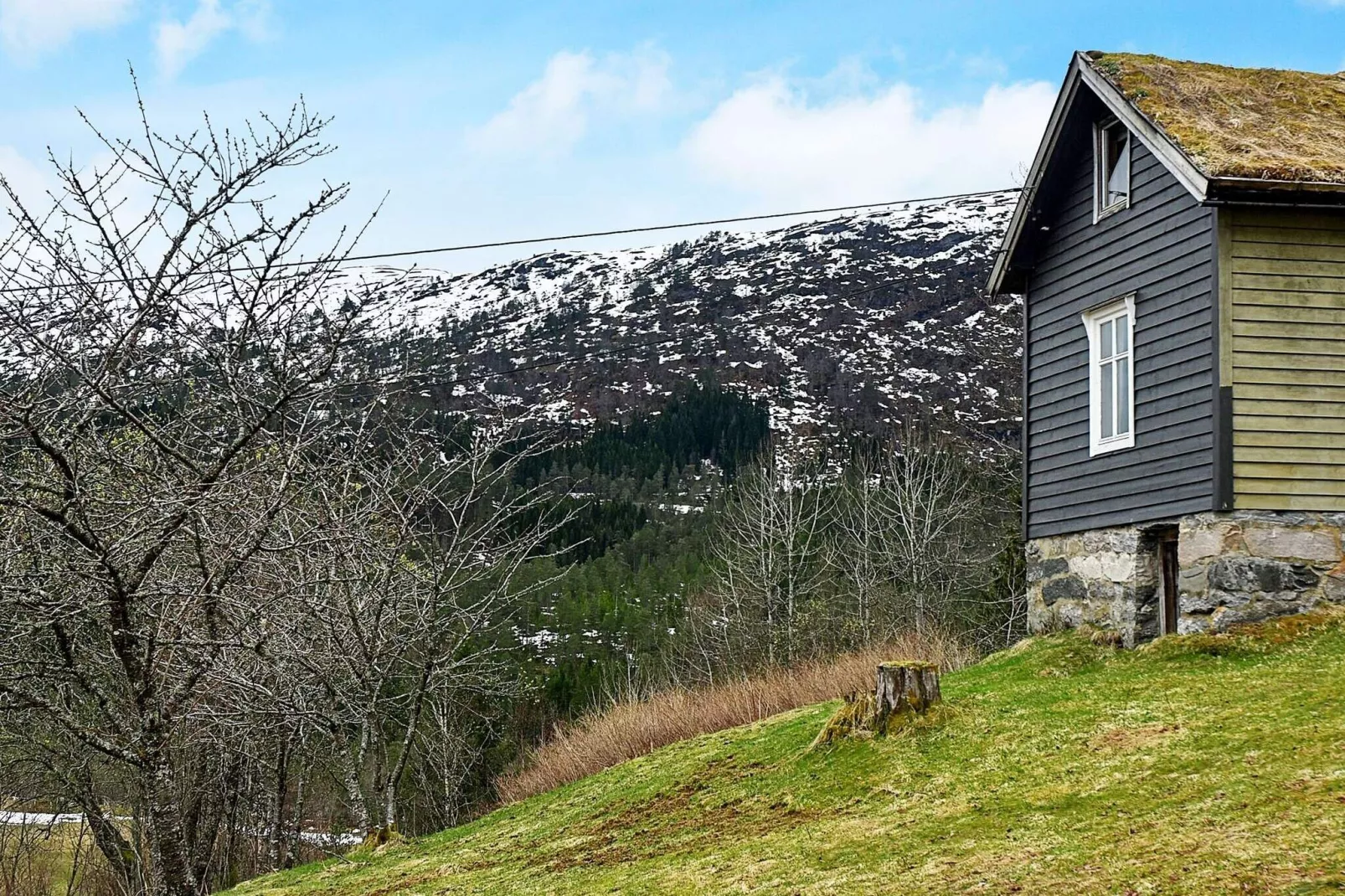 Secluded Mountain Retreat-By Traum-Outdoor