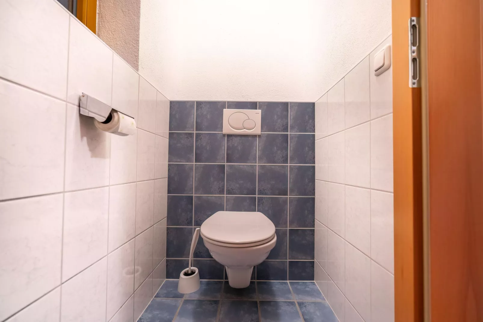 Apartment 20-Bathroom