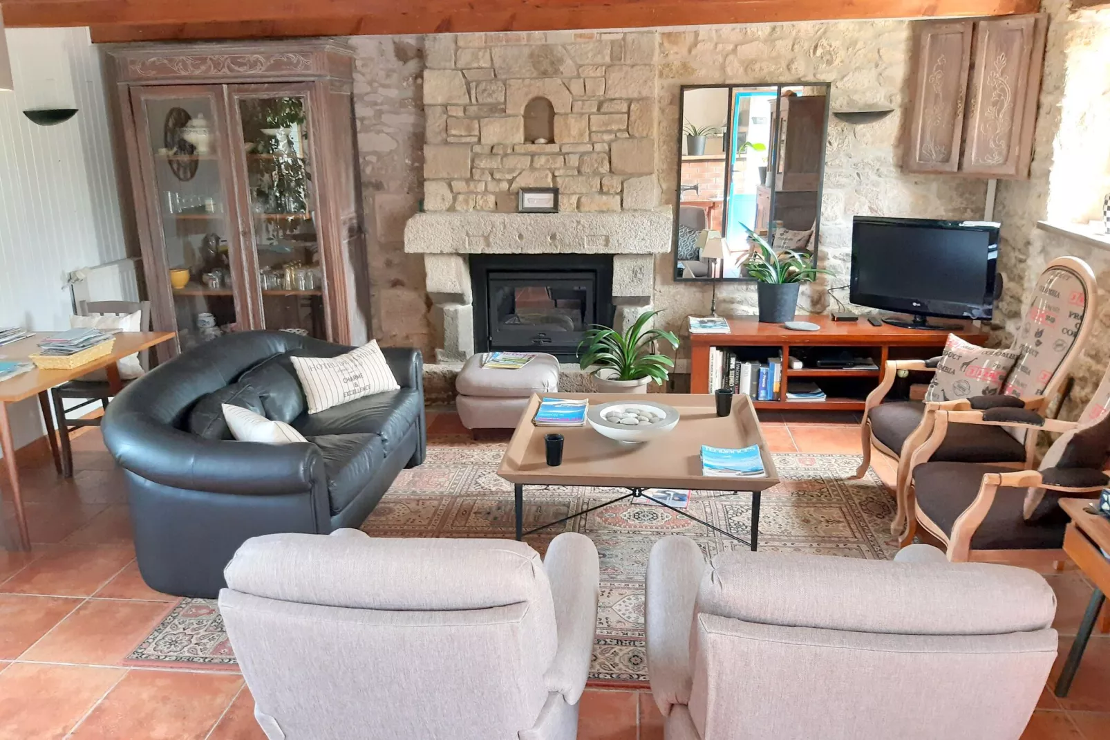 Natursteinhaus Plounévez-Lochrist-Living room