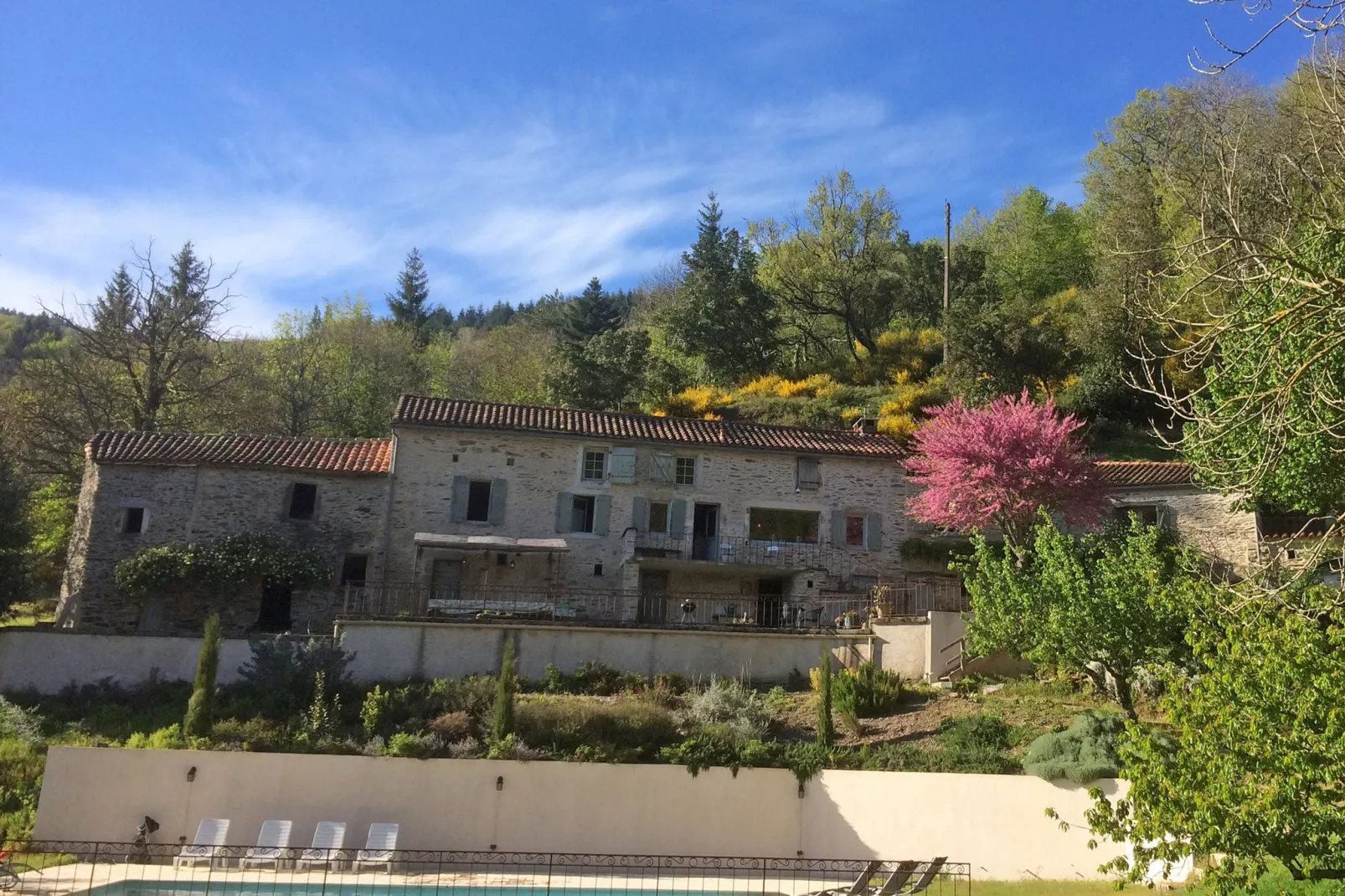 Domaine Courniou-Extérieur été