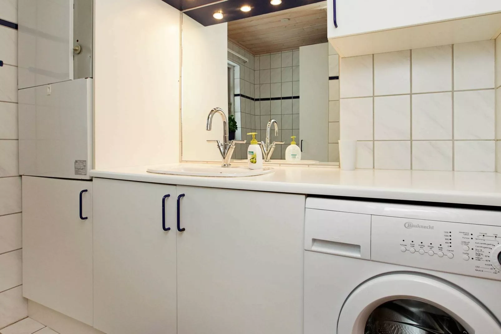 Tranquil Retreat with Spa - By Traum Ferienwohnungen - Indoor