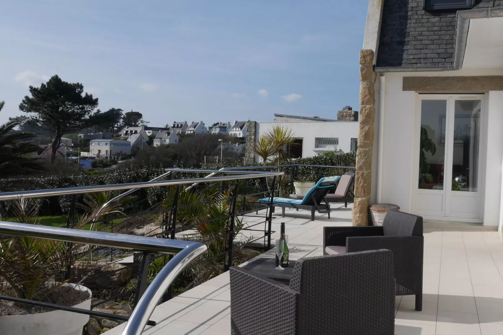 Ferienvilla Strandlage Locmaria-Plouzané-Terrace balcony