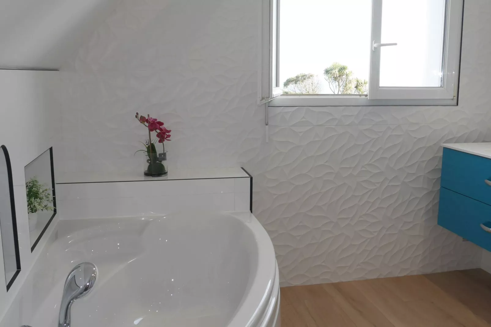Ferienvilla Strandlage Locmaria-Plouzané-Bathroom