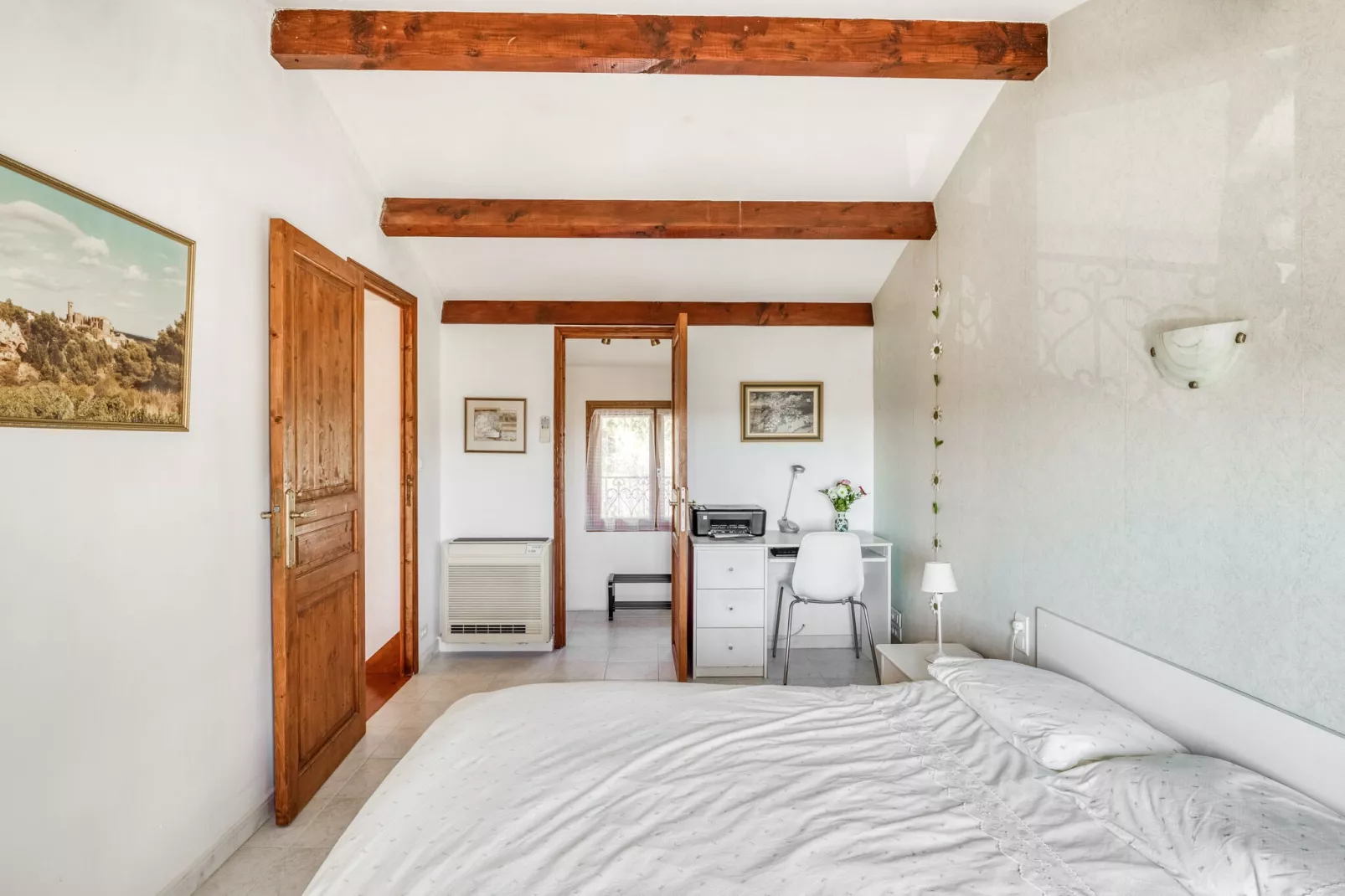 Sourire du Soleil-Bedroom