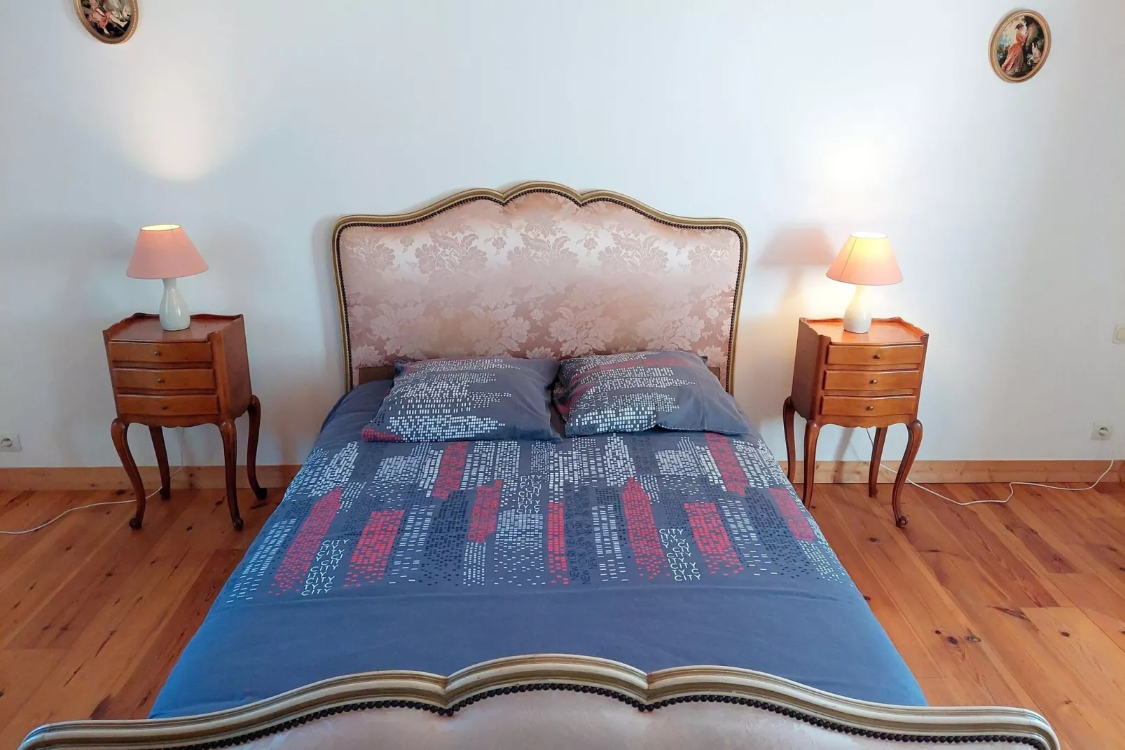 Steinhaus mit Kamin Plouénan-Bedroom