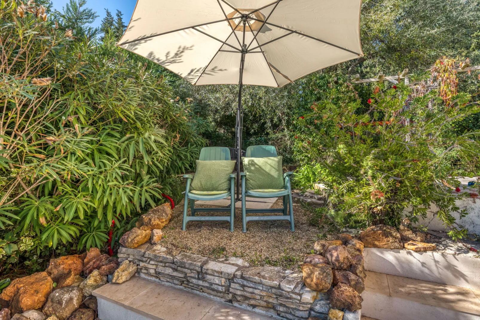 Sourire du Soleil-Terrace balcony