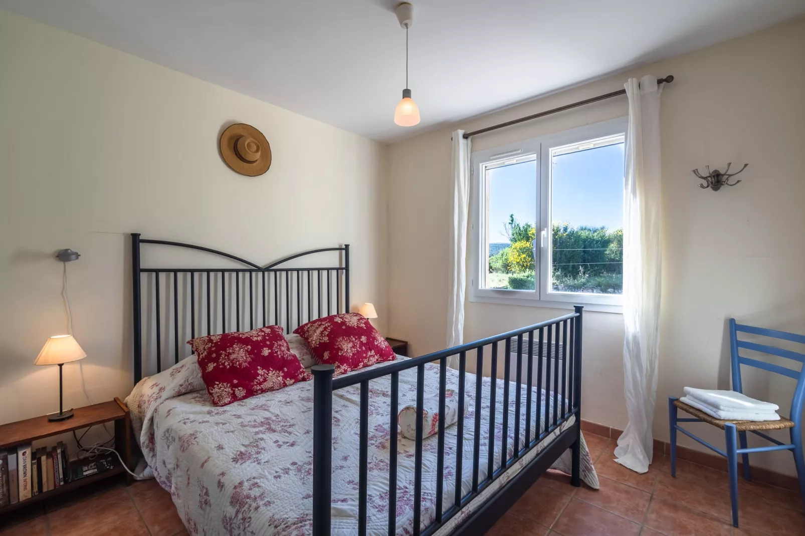 Villa Les Garouillettes-Bedroom