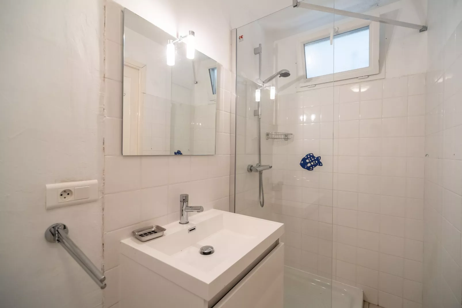 Villa Les Garouillettes-Bathroom
