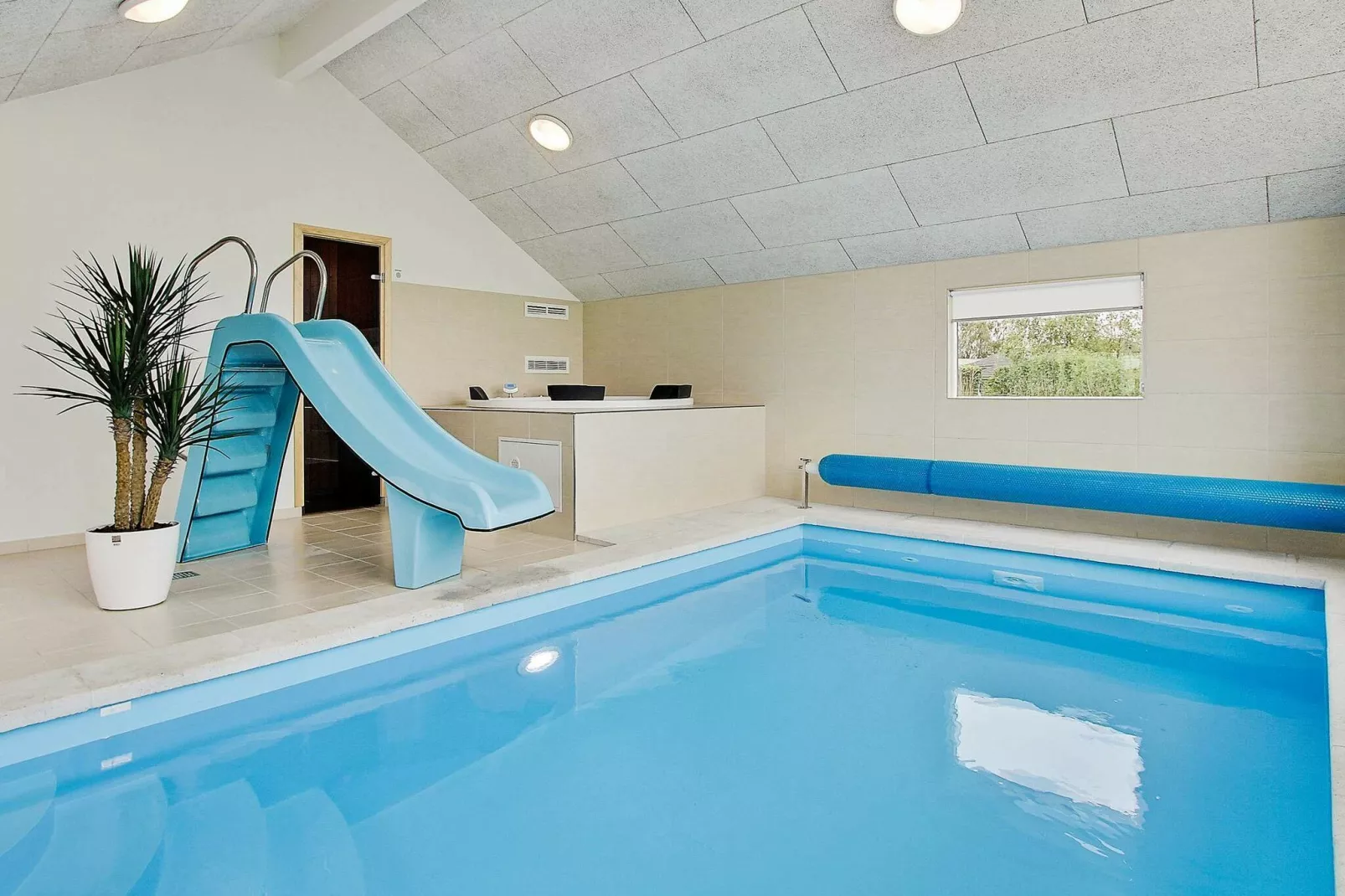 14 person holiday home in Faaborg-Pool