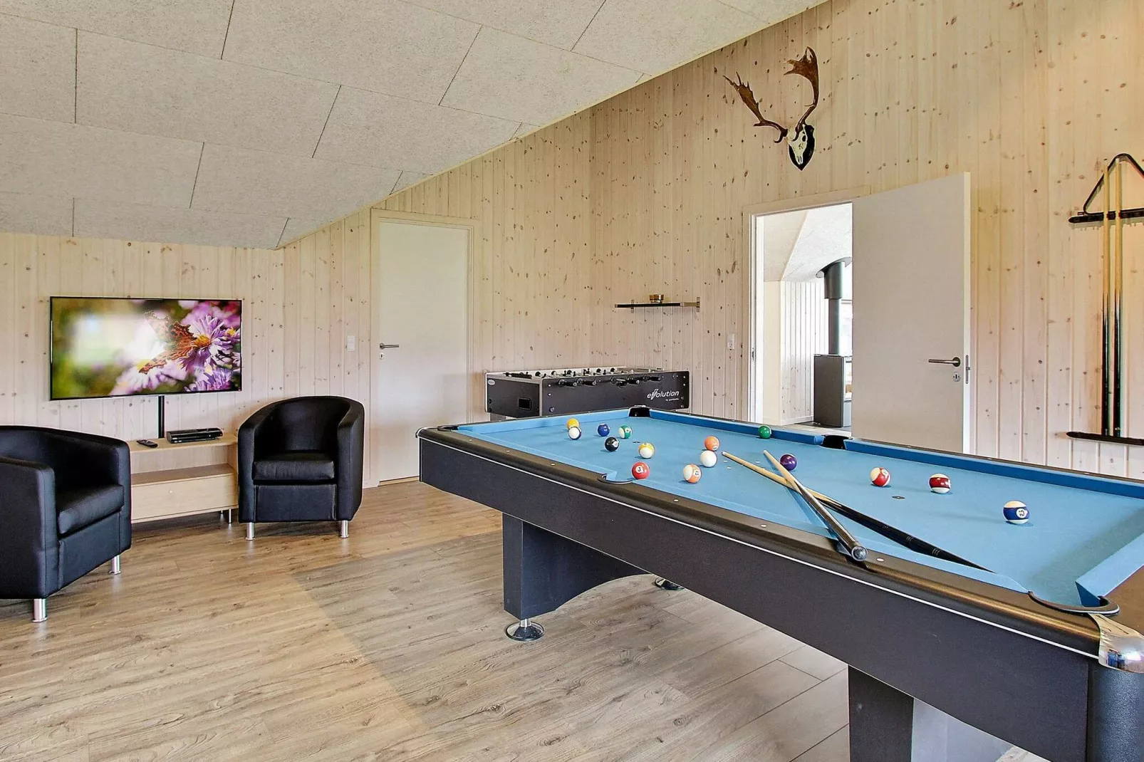 14 person holiday home in Faaborg-Indoor