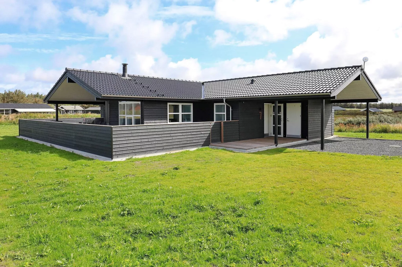 10 Personen Ferienhaus in Løkken-Im Freien