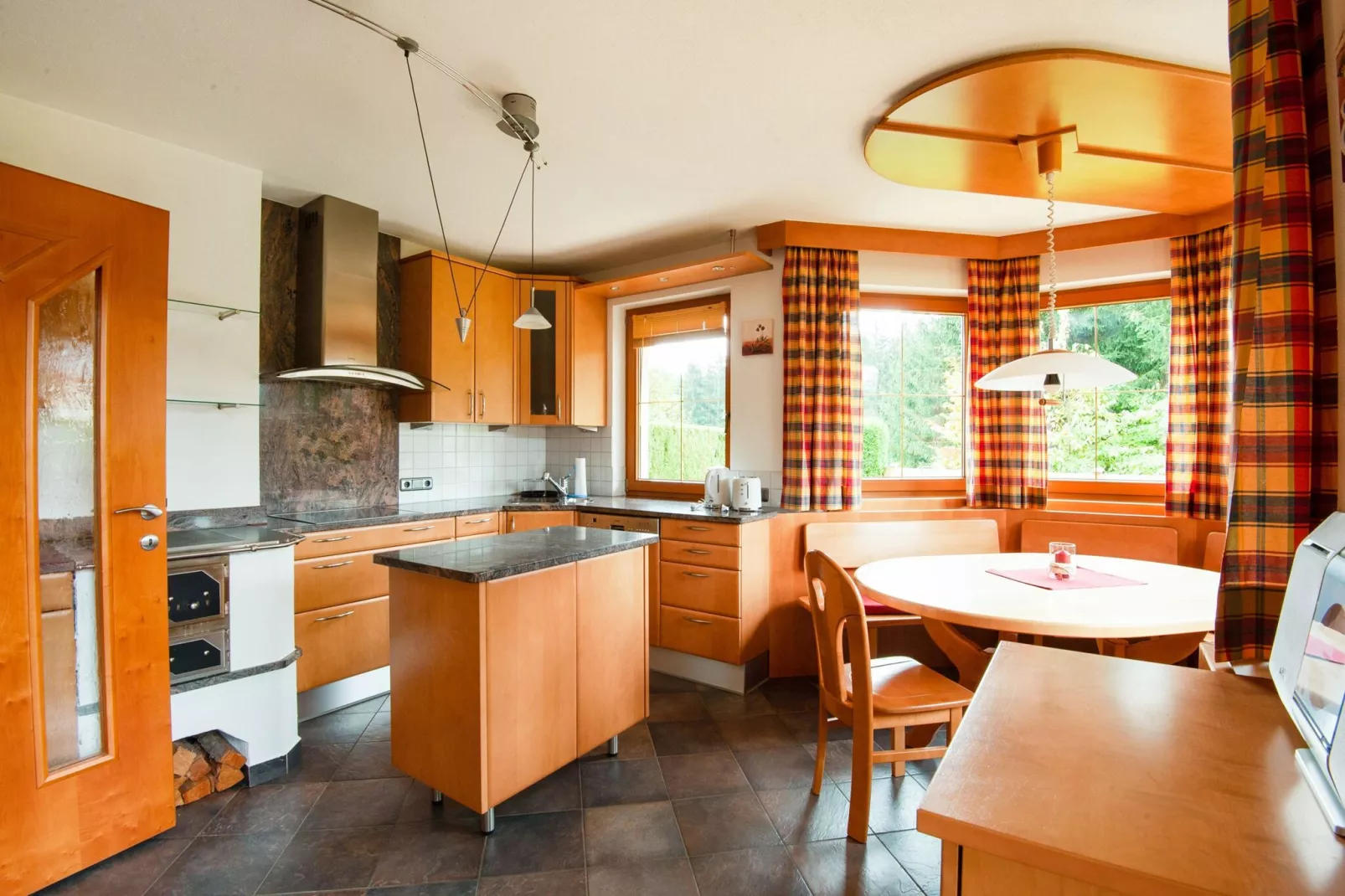 Haus Gruber-Kitchen