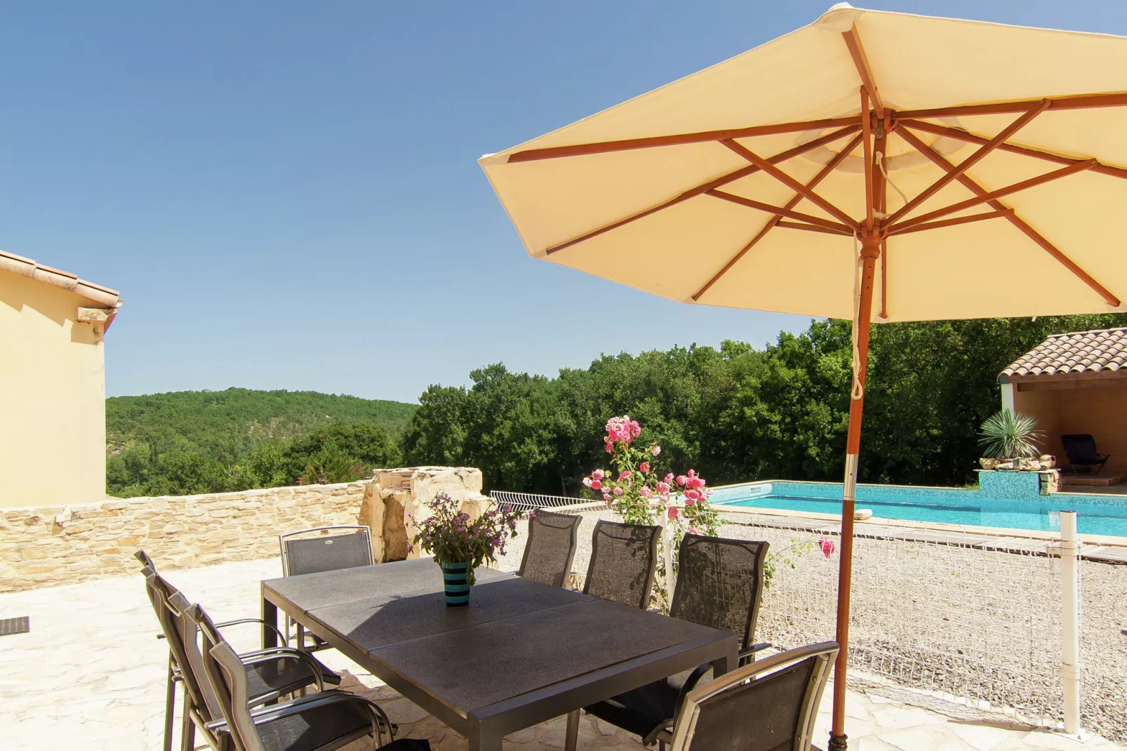 Villa Céthi-Terrace balcony