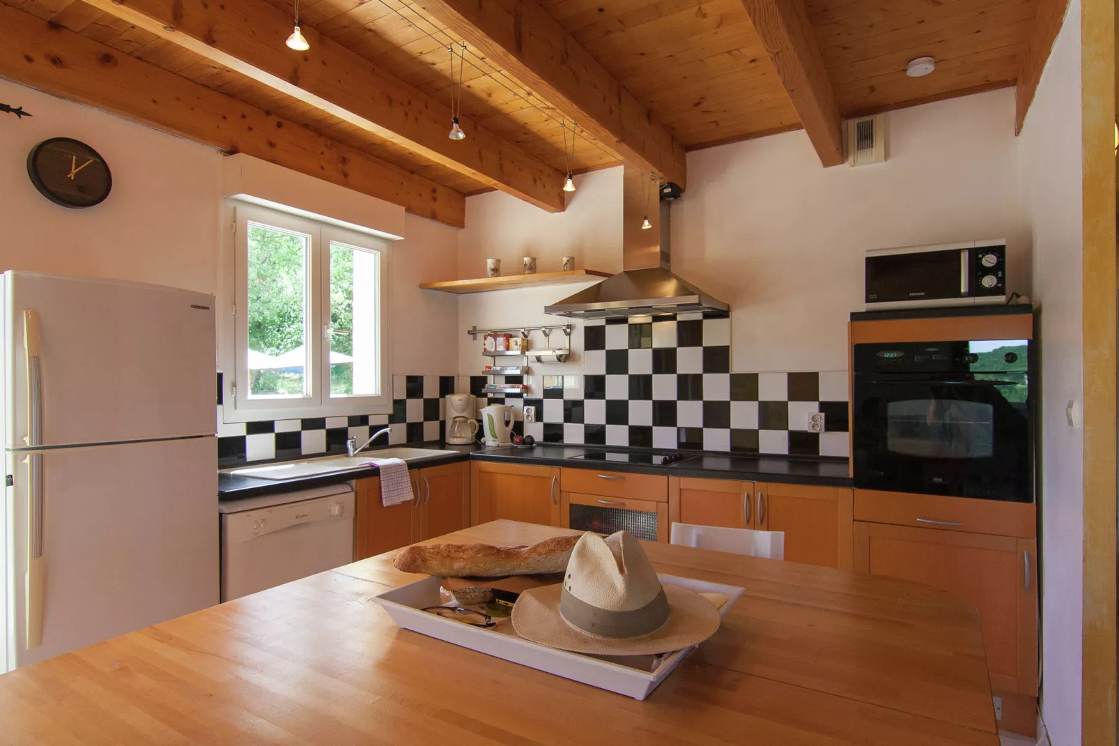Villa Céthi-Kitchen