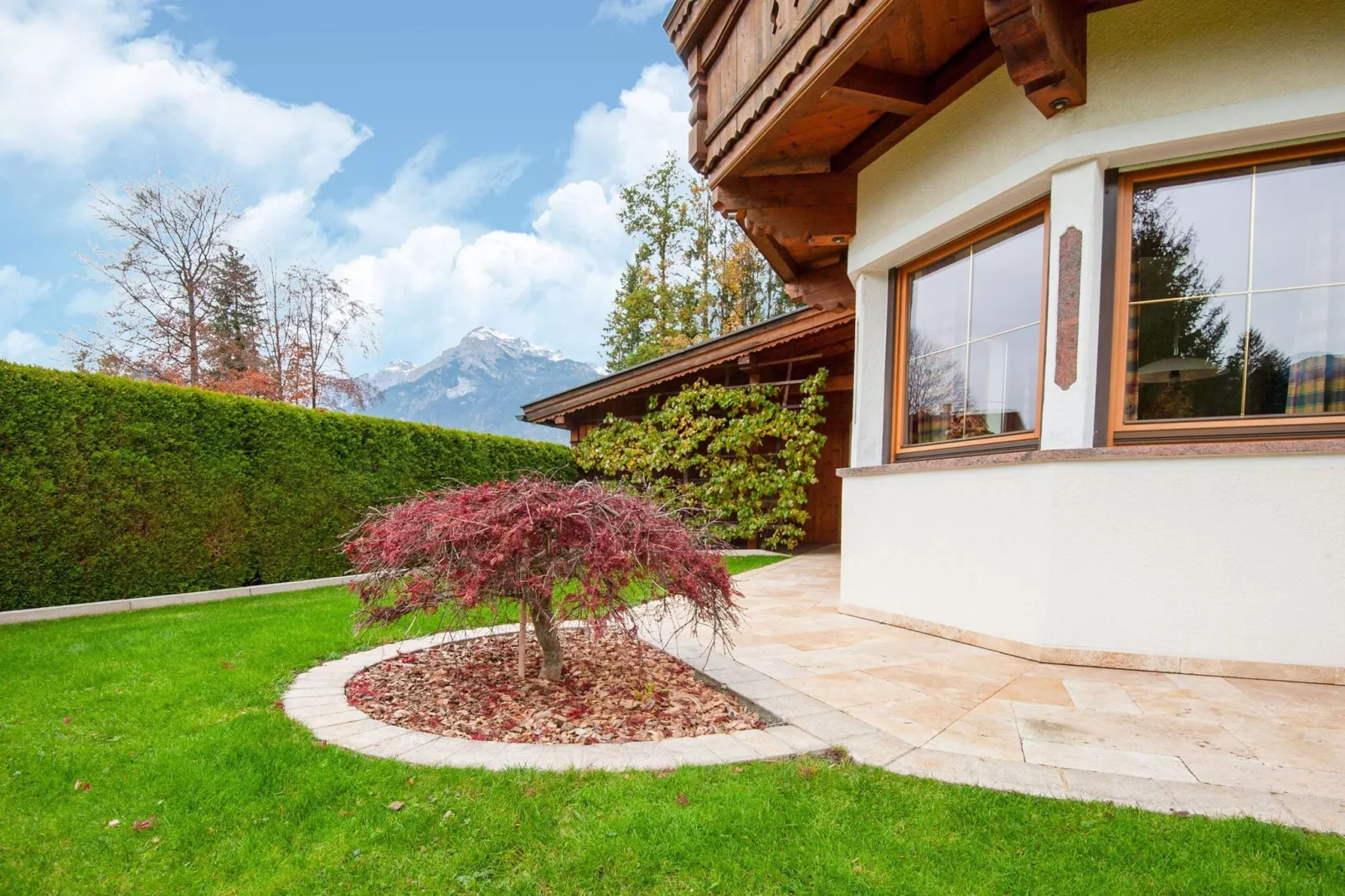 Haus Gruber-Gardens summer