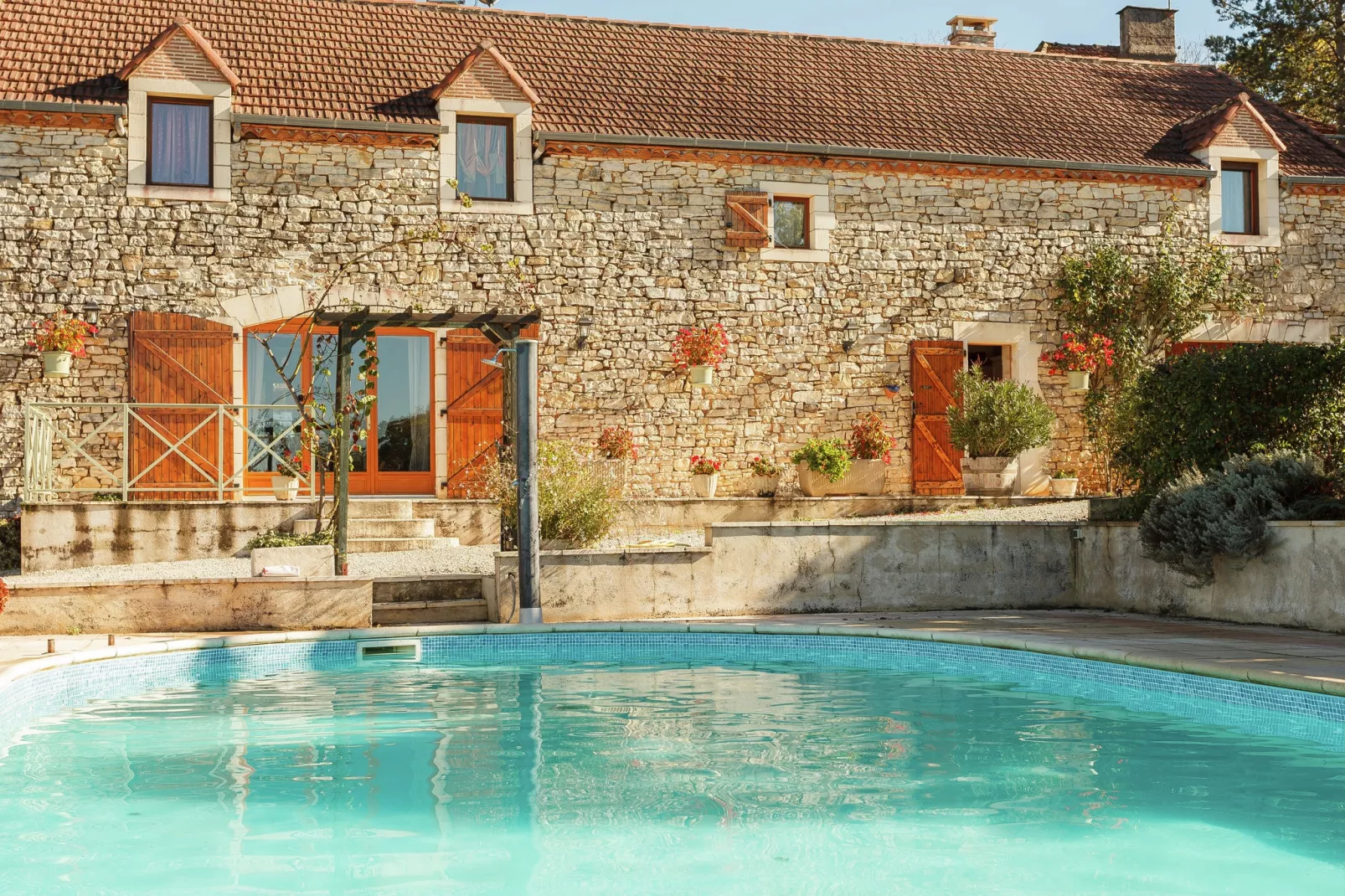 La Pouzaque-Exterior summer