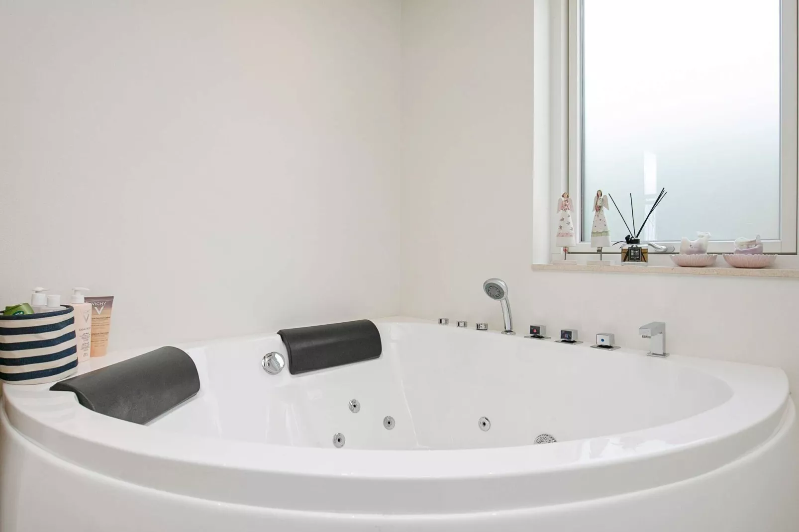 5 person holiday home in Roslev-Spa