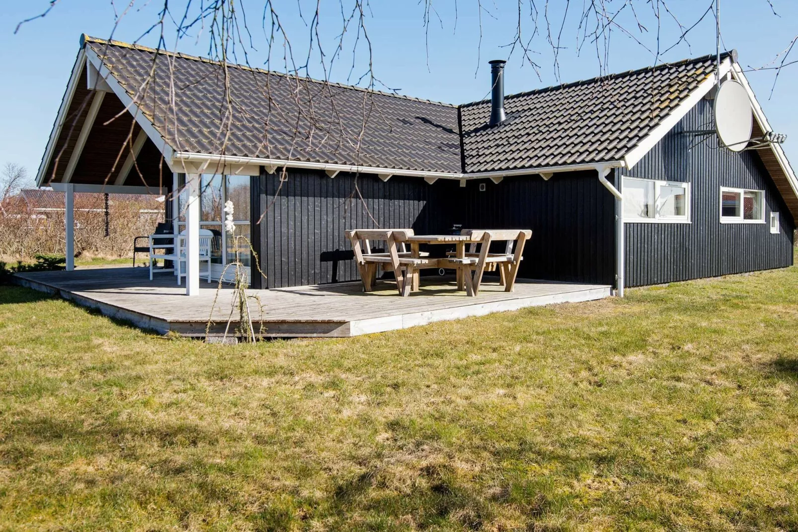 Comfortable Cottage with Large Grounds - By Traum Ferienwohnungen-Outdoor
