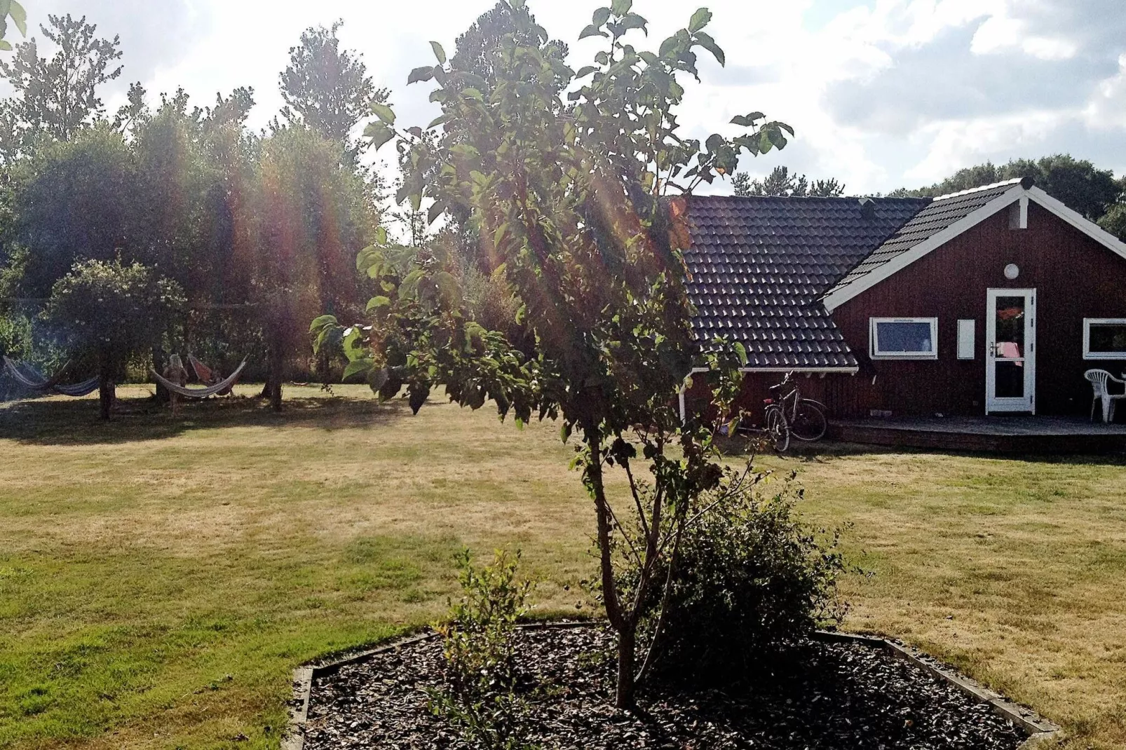 Comfortable Cottage with Large Grounds - By Traum Ferienwohnungen-Outdoor