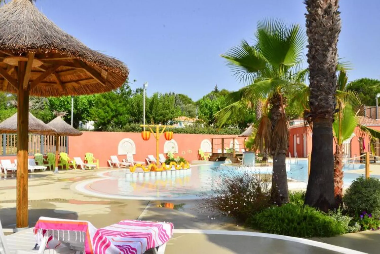 Caravanpark Domaine Sainte Véziane Bessan  Mobilhome Premium 3ch 6p-Piscine