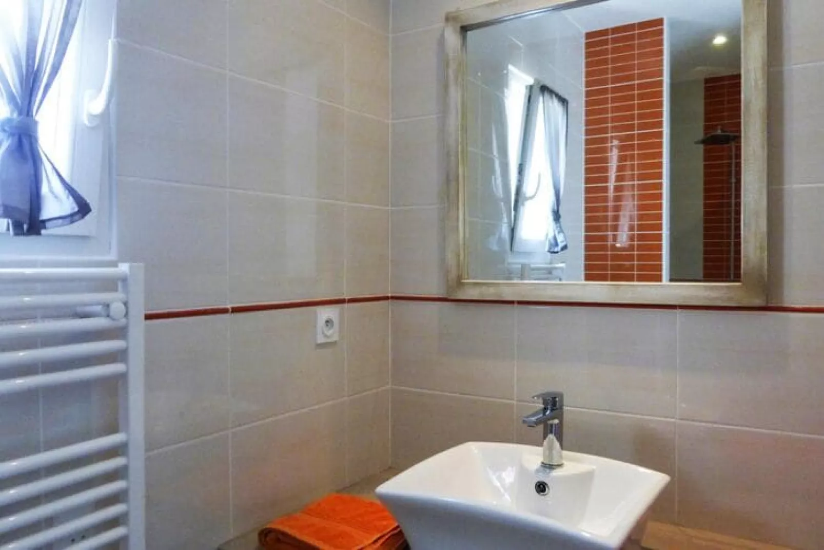 Ferienhaus in Gabian-Bathroom