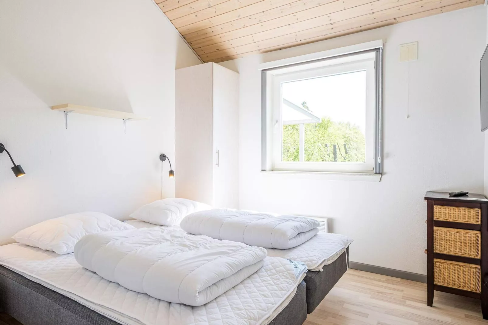 8 person holiday home in Nørre Nebel-Indoor