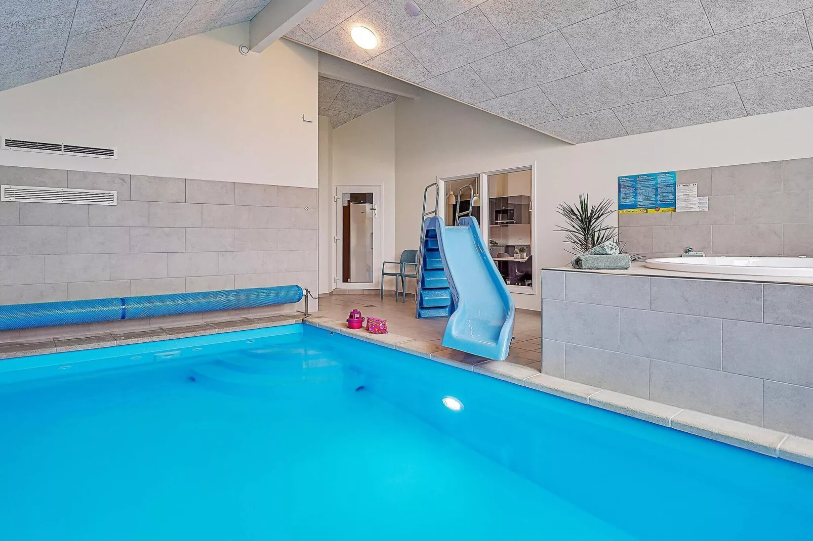 Maison de vacances pour 18 a Grenaa