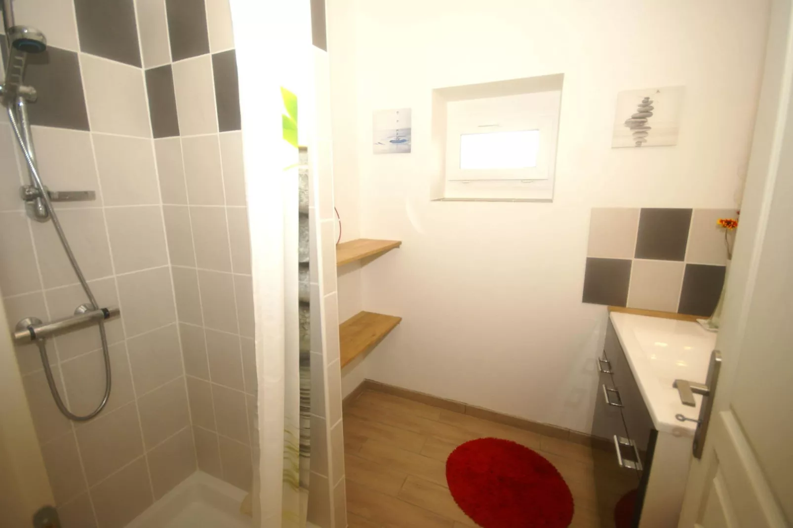 Maison de vacances Crux la Ville-Salle de bain