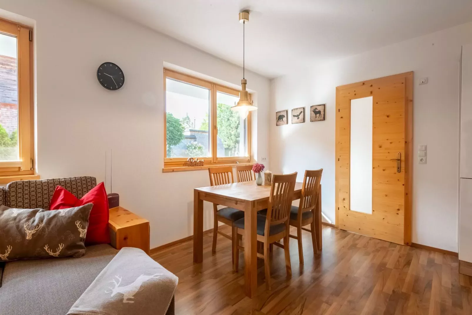 Haus Dengg-Dining room