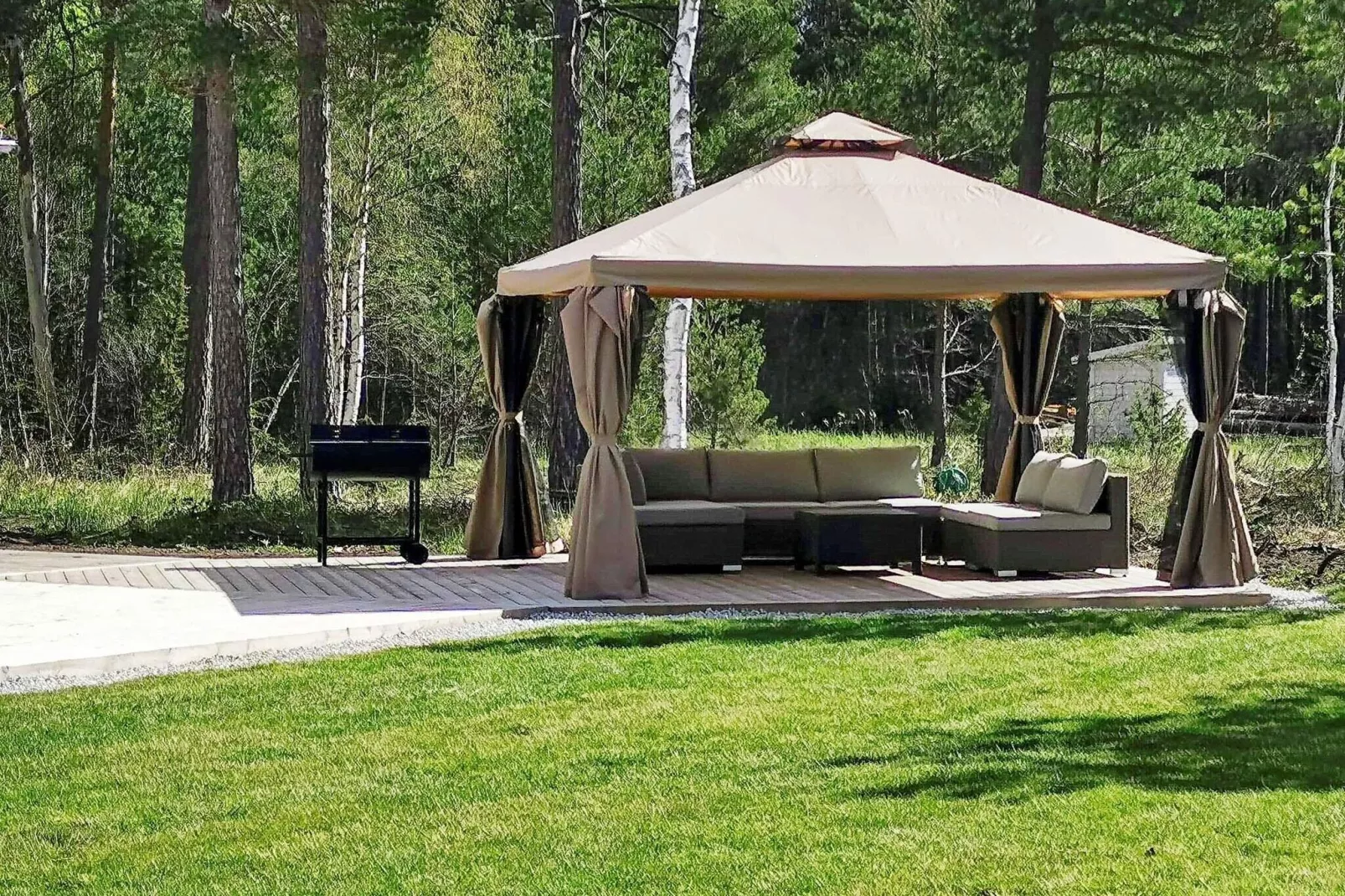 10 person holiday home in KATTHAMMARSVIK