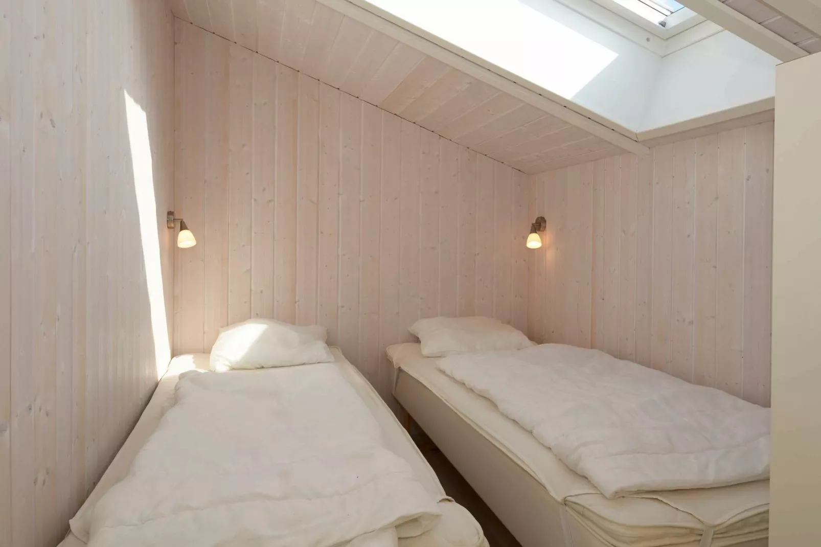 VENUS 155, WELLNESS-Indoor