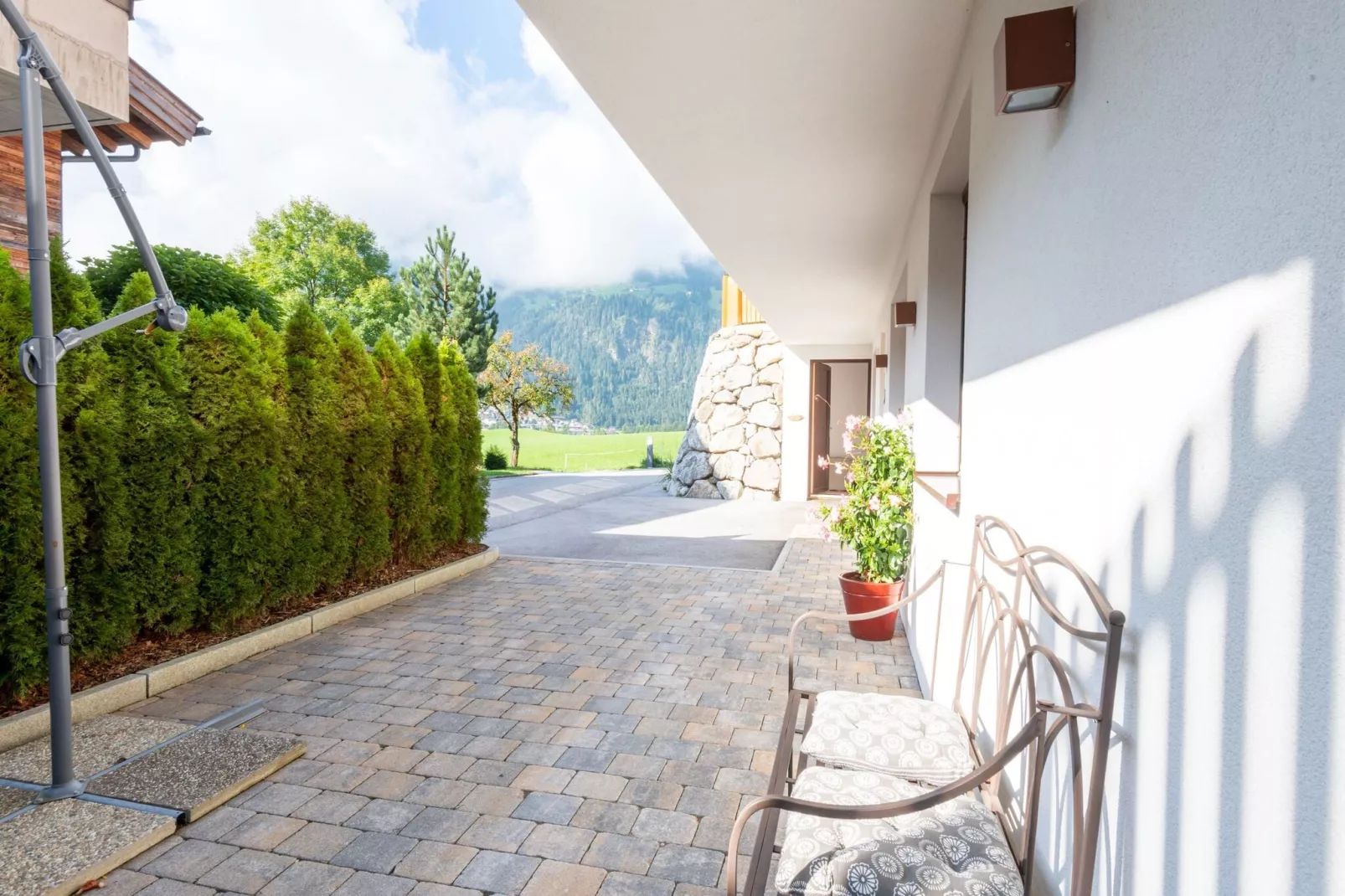 Haus Dengg-Terrace balcony