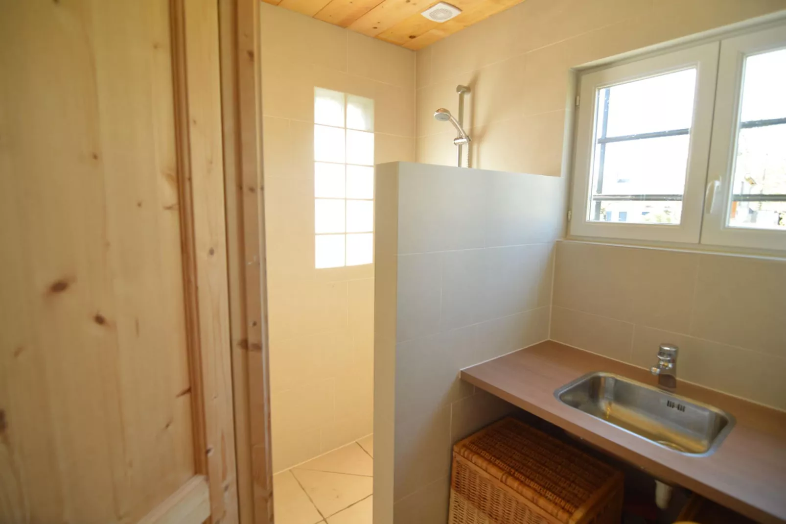Maison Ferdinand & Annelore-Bathroom
