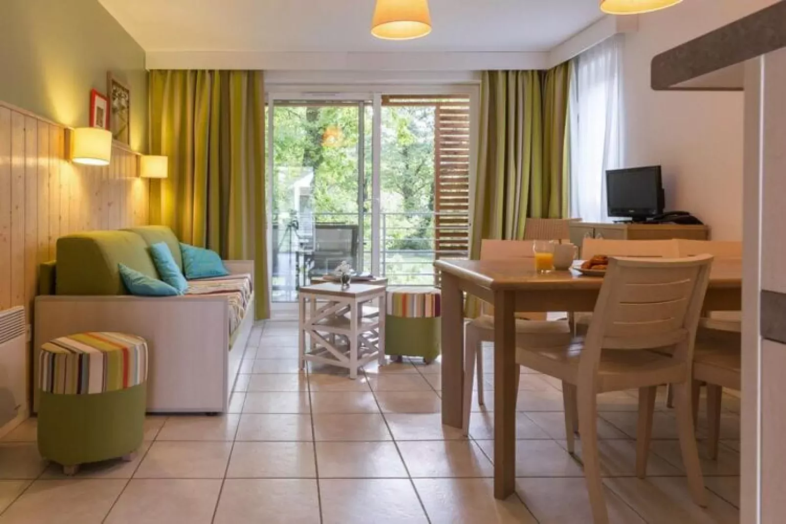 Residence Le Domaine du Bois de la Grée Pornichet - 36 Standard Apt 6 p - 2 bedrooms - Duplex balcony-Salon