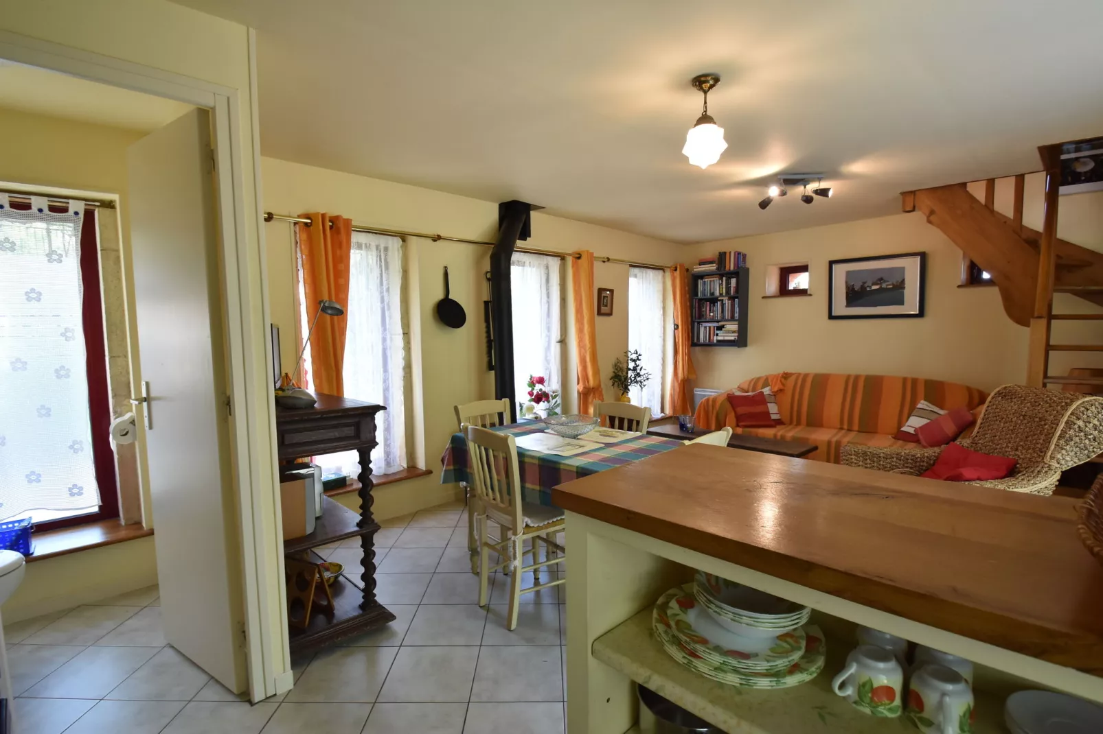 Laiterie du manoir de Thard-Kitchen