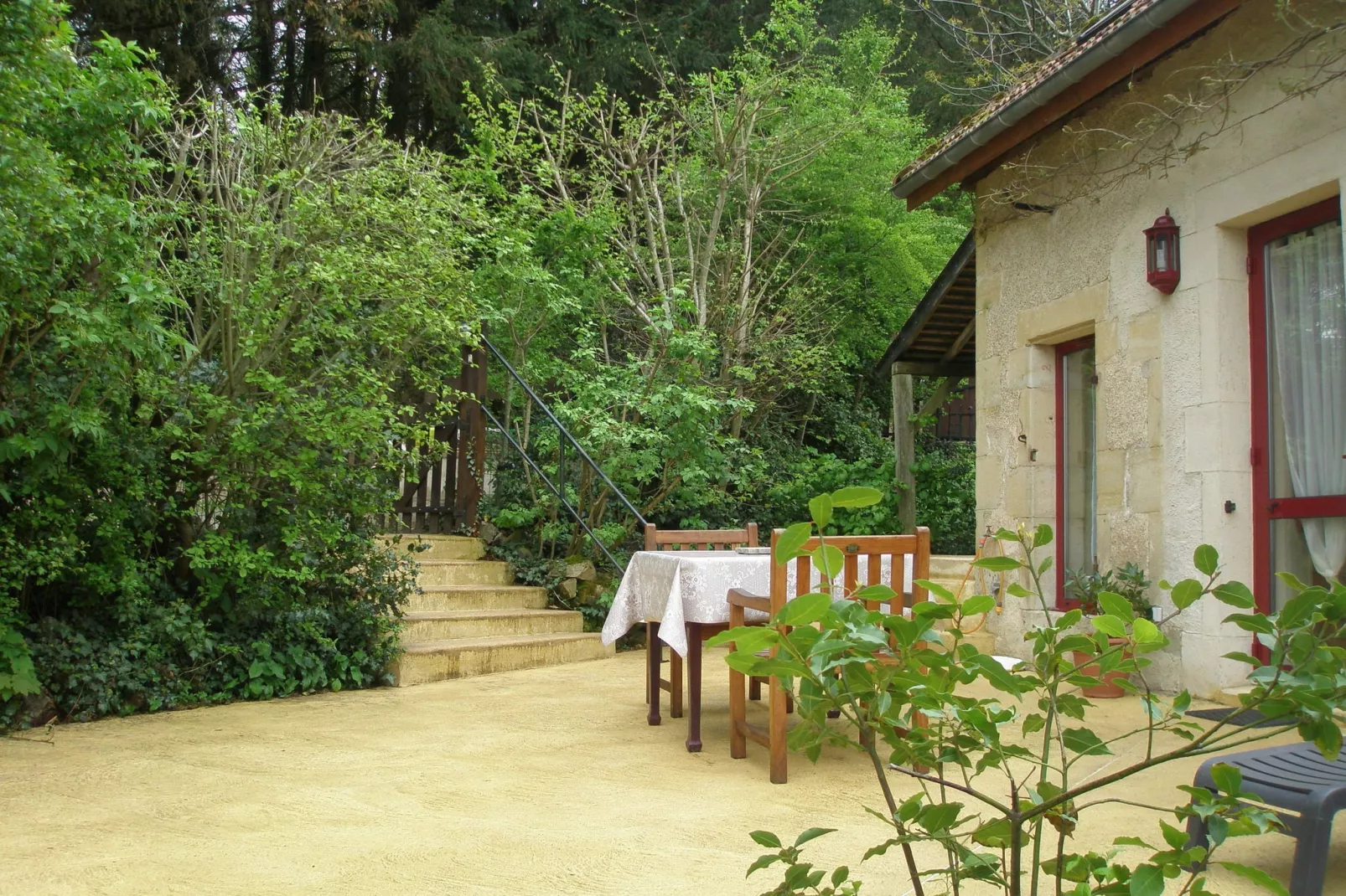 Laiterie du manoir de Thard-Gardens summer