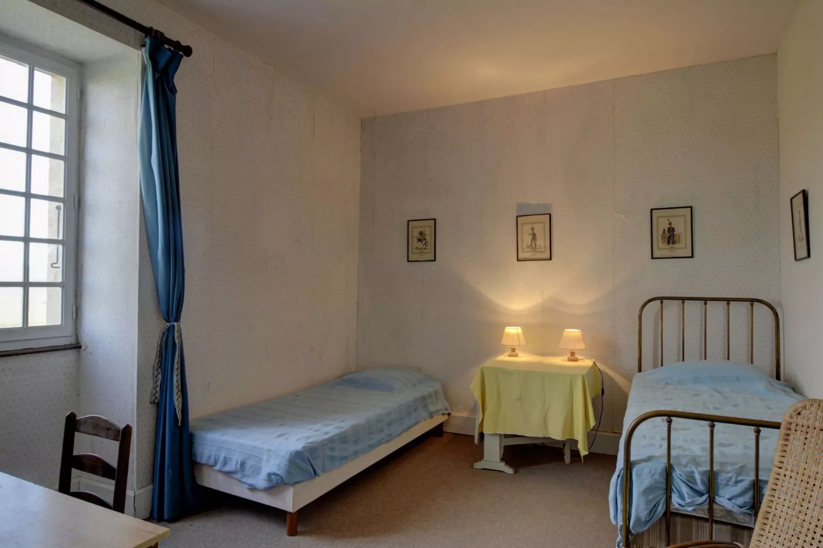 Le Vieux Château-Bedroom