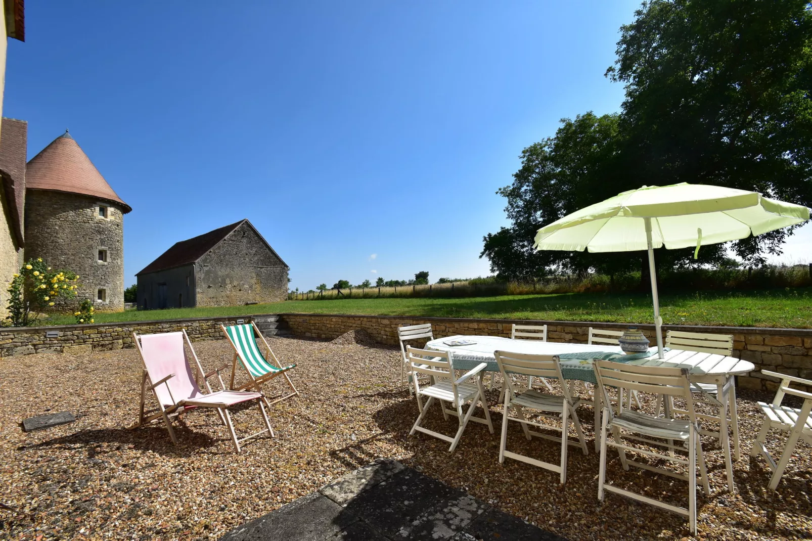 Le Vieux Château-Terrace balcony