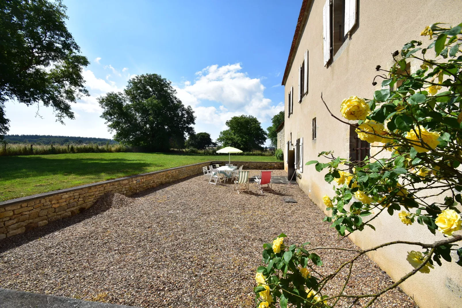 Le Vieux Château-Gardens summer
