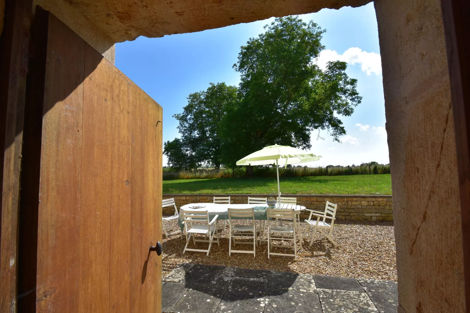 Le Vieux Château-View summer